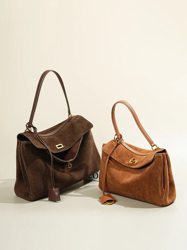 Douillet Chic Leather Tote Bag